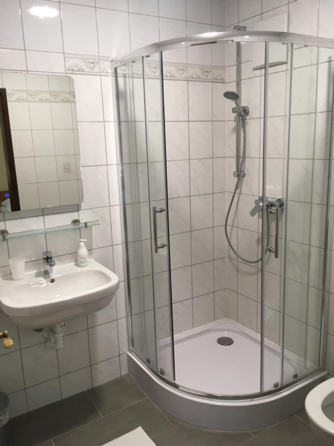 Lindenhof Ybbs Bed & Breakfast Ybbs an der Donau Bagian luar foto