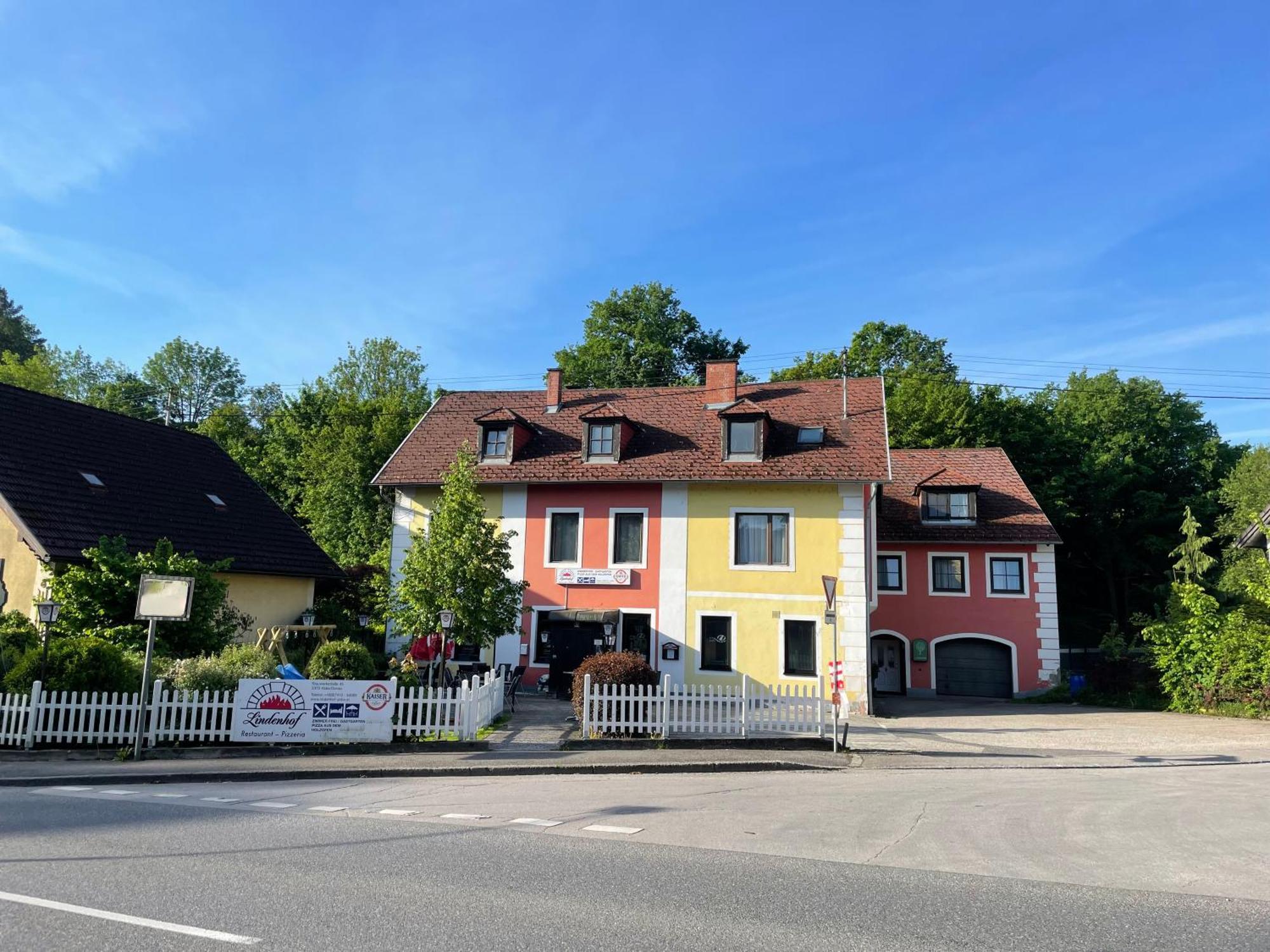 Lindenhof Ybbs Bed & Breakfast Ybbs an der Donau Bagian luar foto